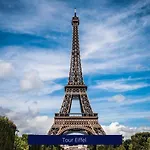 CMG -Deluxe Tour Eiffel 32